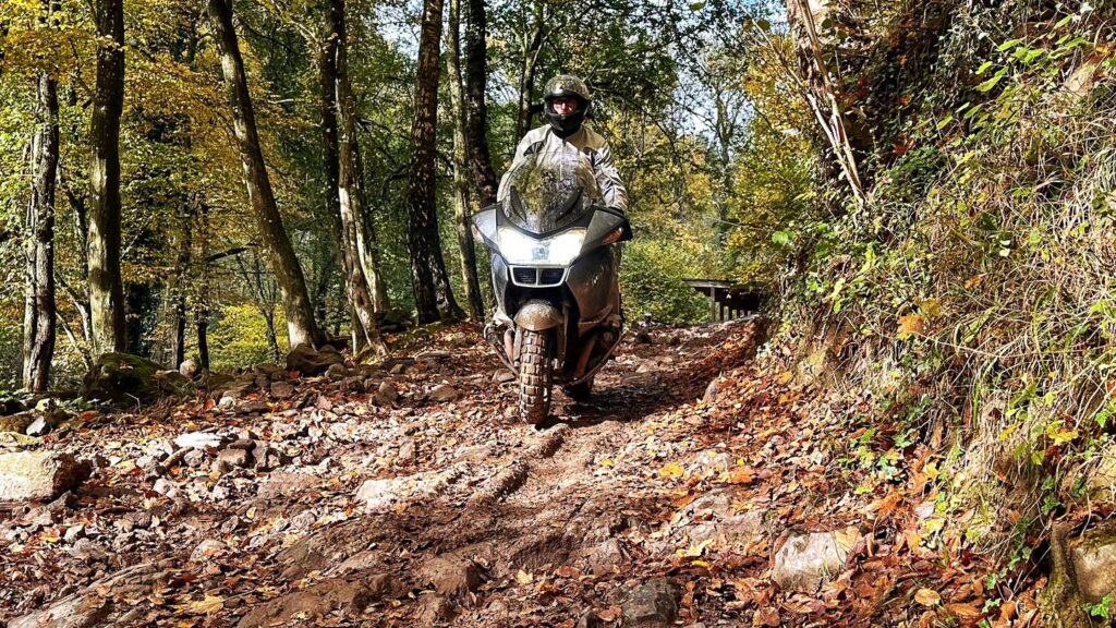 AR -Niv 2- Offroad Training Bilstain